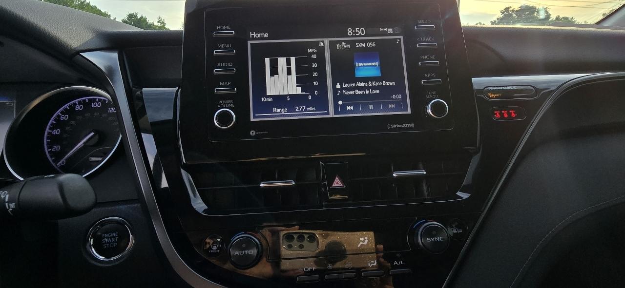 Toyota Camry LE Auto (Natl) 2022