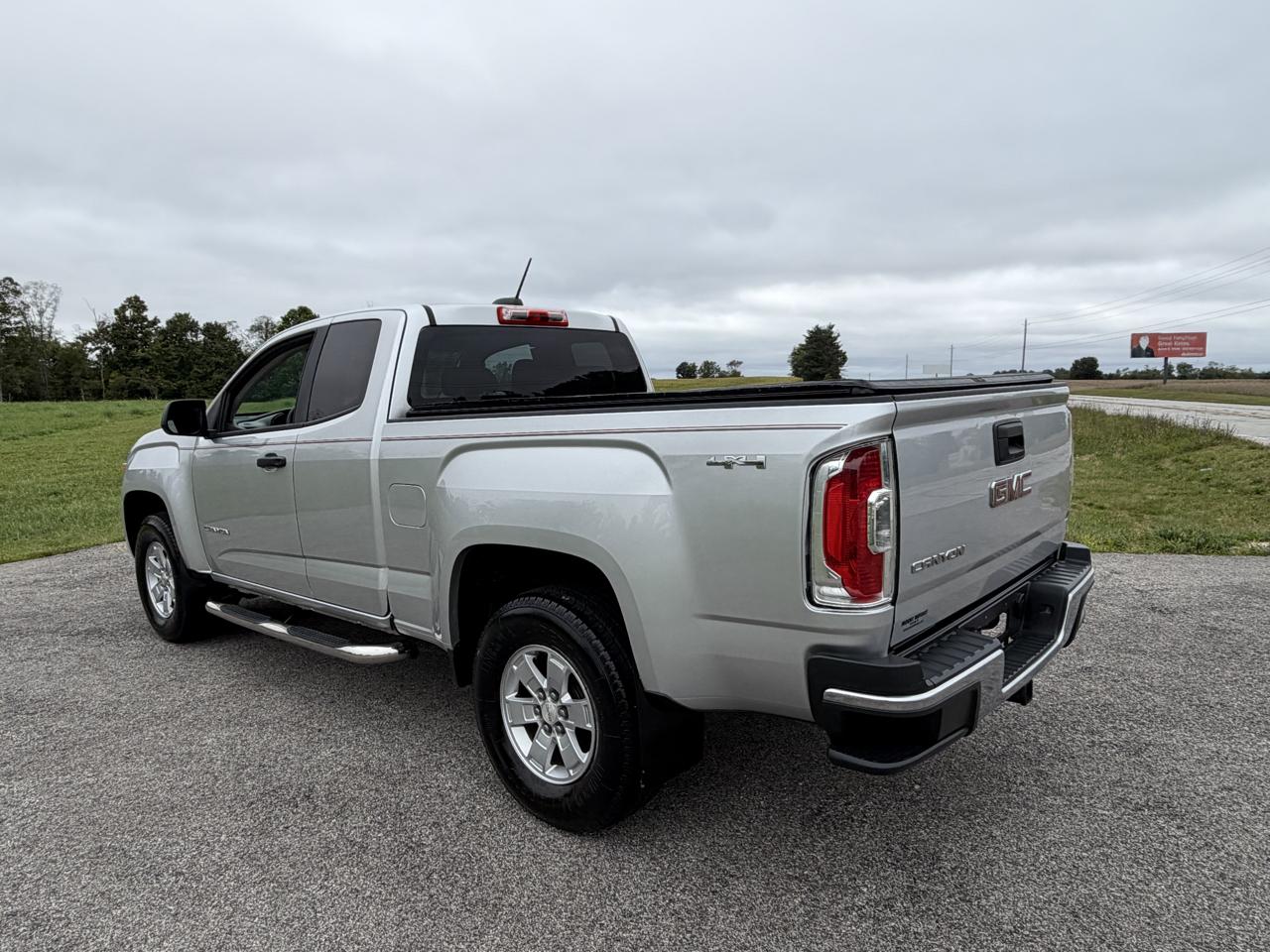 GMC Canyon 4WD Ext Cab 128.3" 2015