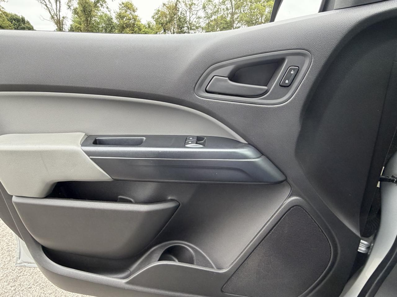 GMC Canyon 4WD Ext Cab 128.3" 2015