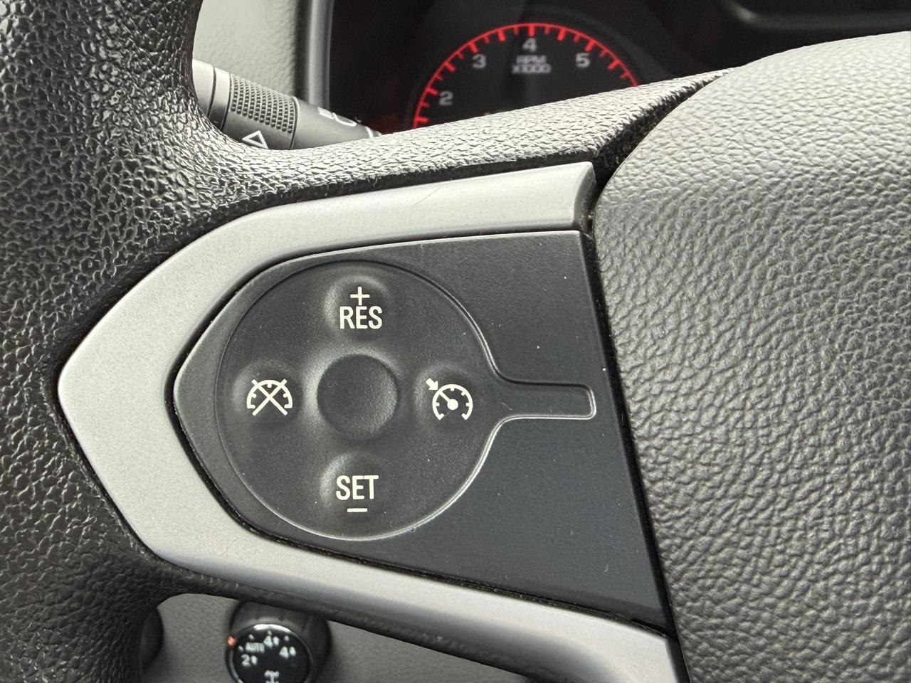 GMC Canyon 4WD Ext Cab 128.3" 2015