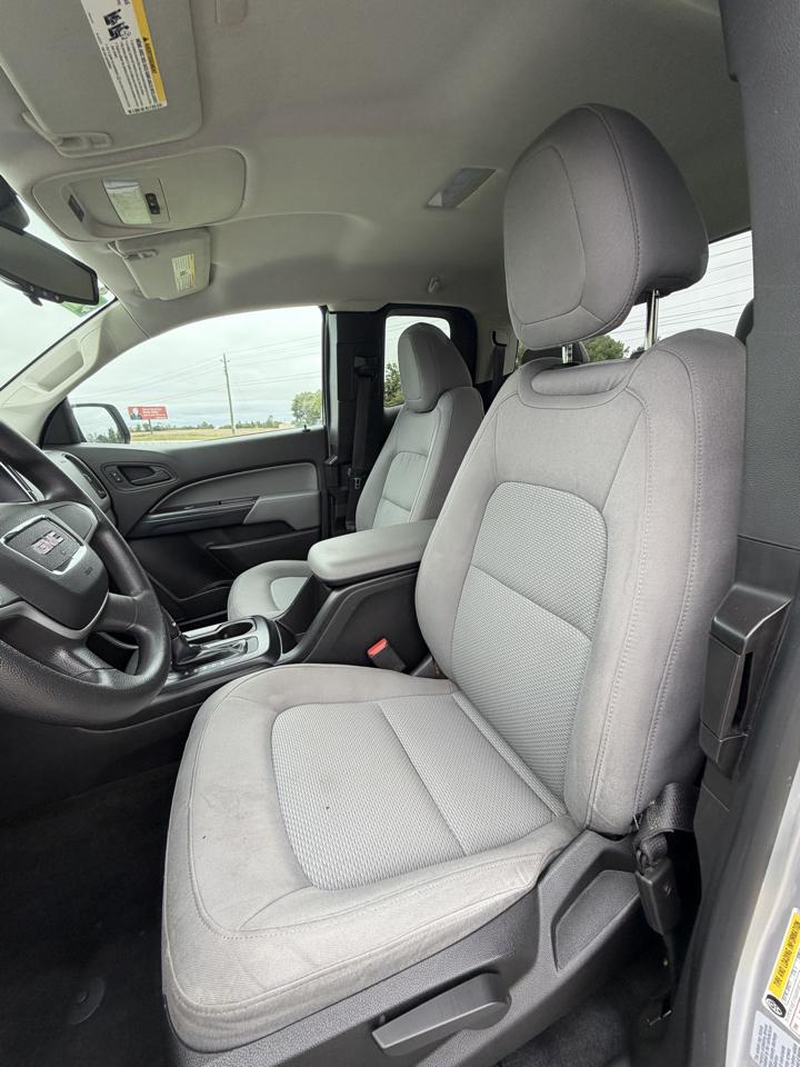 GMC Canyon 4WD Ext Cab 128.3" 2015