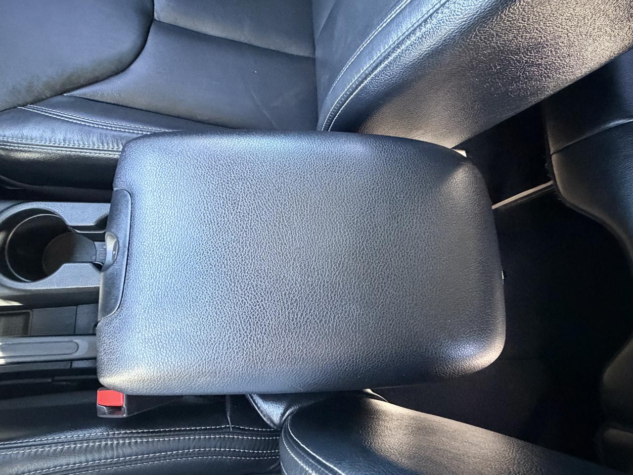 Jeep Wrangler Unlimited 4WD 4dr Sahara 2017