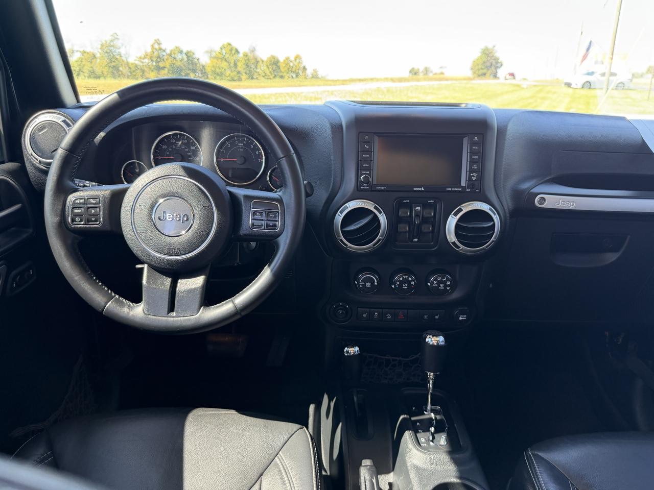 Jeep Wrangler Unlimited 4WD 4dr Sahara 2017