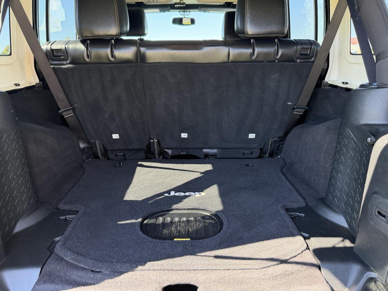 Jeep Wrangler Unlimited 4WD 4dr Sahara 2017