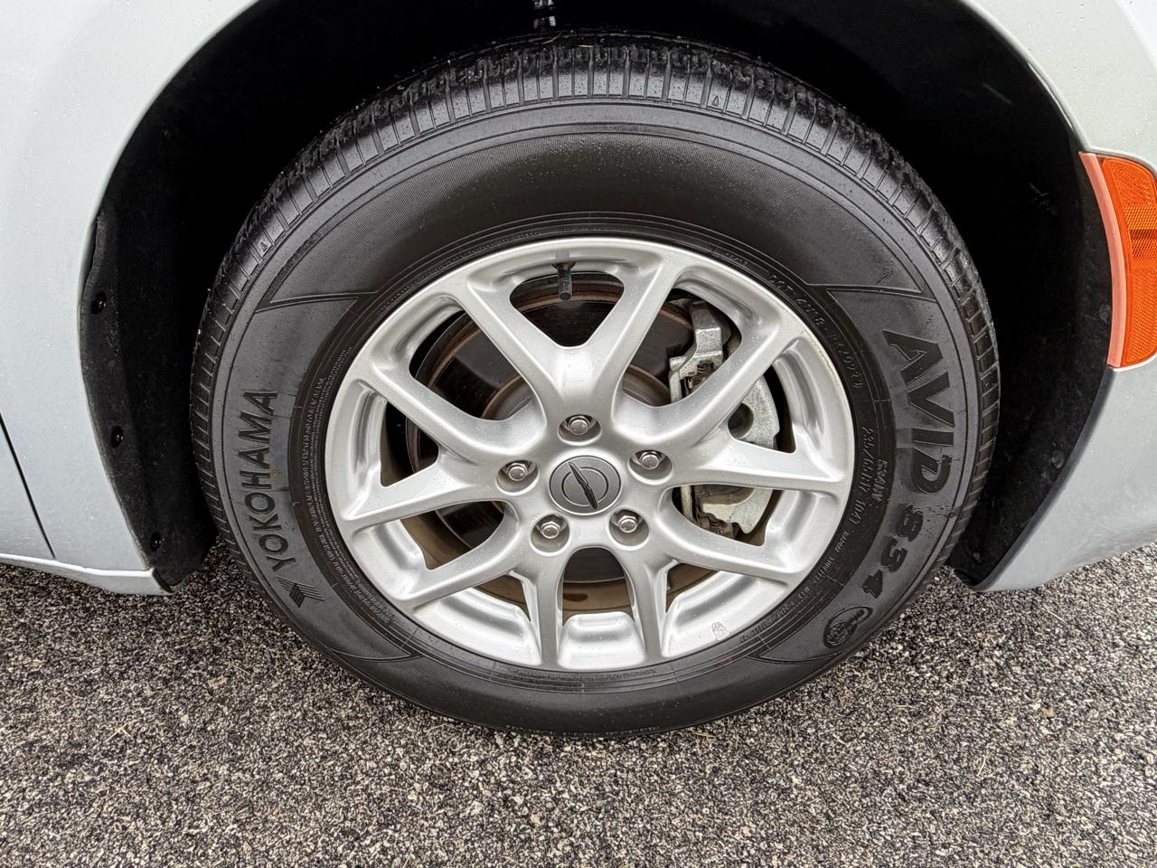 Chrysler Voyager LX FWD 2023