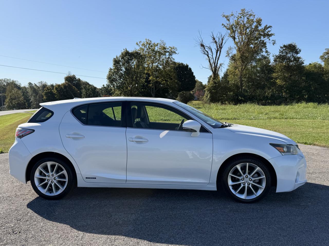 Lexus CT 200h FWD 4dr Hybrid 2012