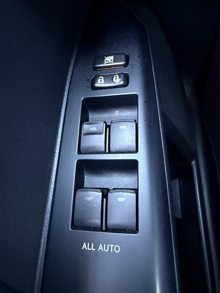 Lexus CT 200h FWD 4dr Hybrid 2012