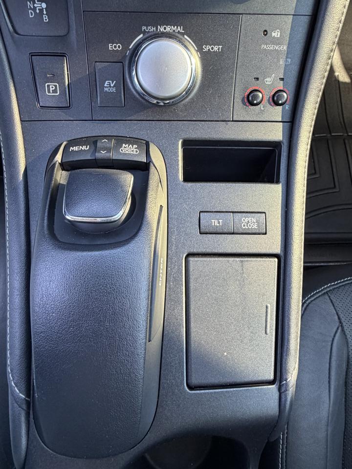 Lexus CT 200h FWD 4dr Hybrid 2012