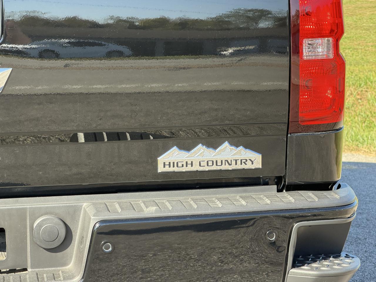Chevrolet Silverado 1500 4WD Crew Cab 143.5" High Country 2014