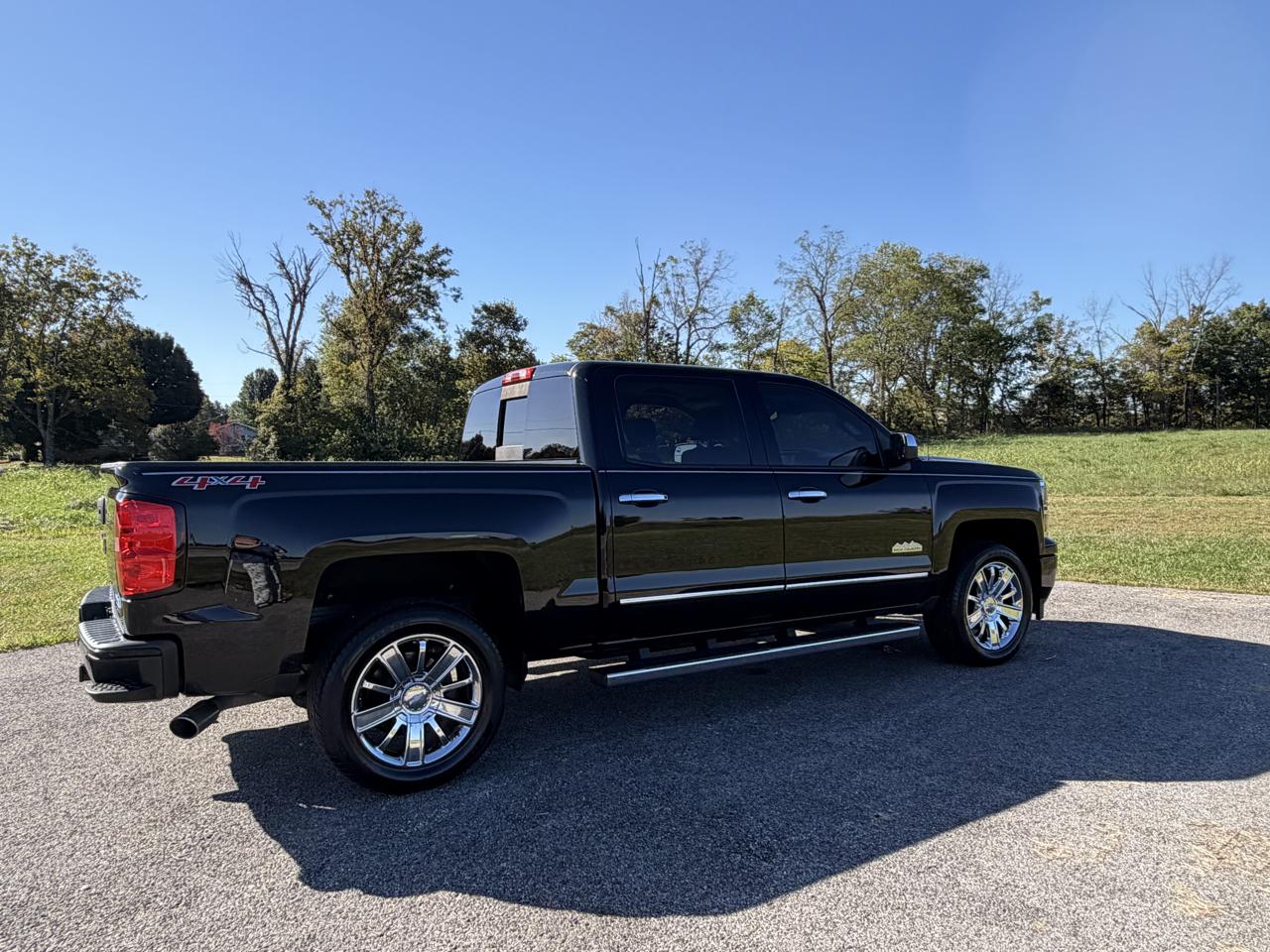 Chevrolet Silverado 1500 4WD Crew Cab 143.5" High Country 2014