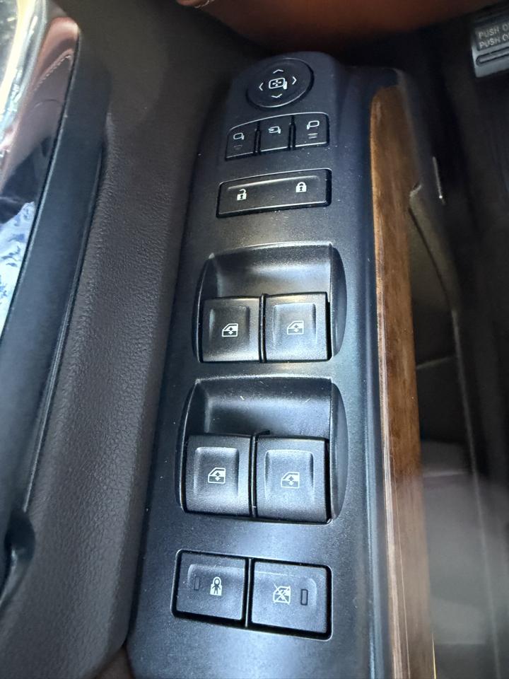 Chevrolet Silverado 1500 4WD Crew Cab 143.5" High Country 2014