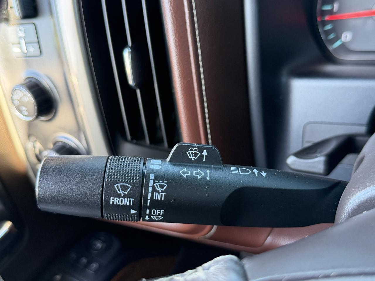 Chevrolet Silverado 1500 4WD Crew Cab 143.5" High Country 2014