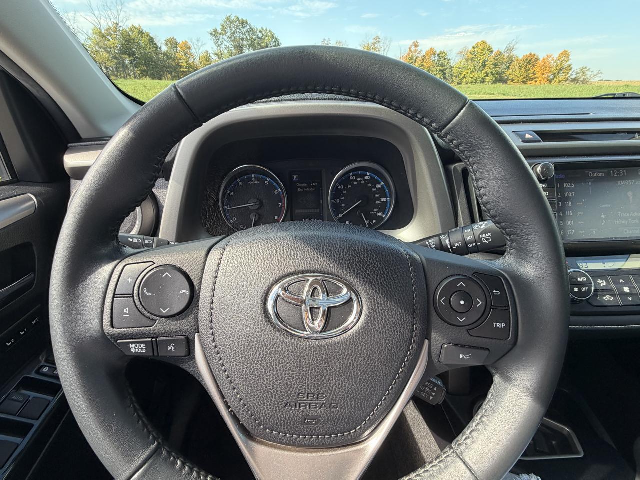 Toyota RAV4 Limited AWD (Natl) 2017