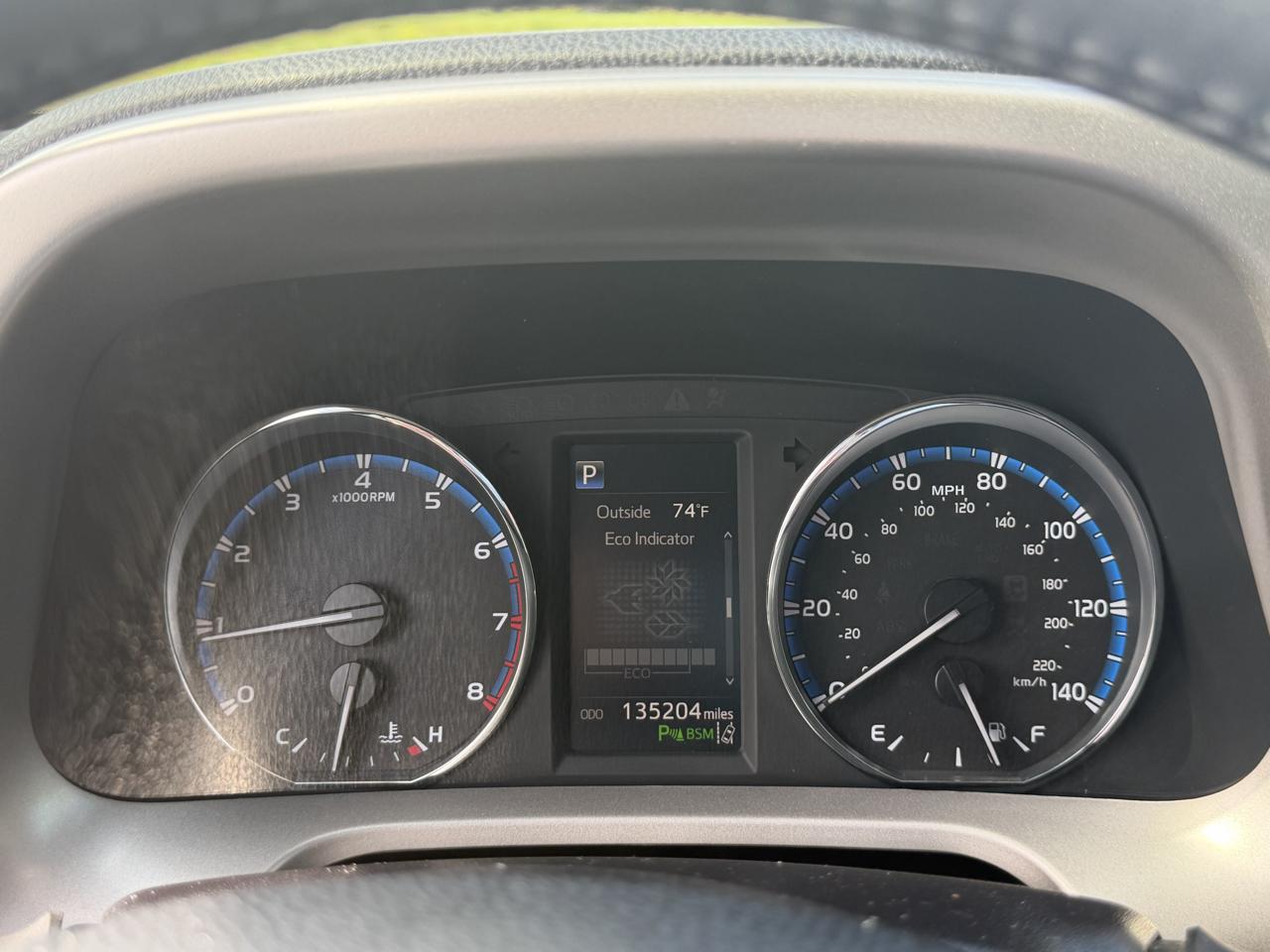 Toyota RAV4 Limited AWD (Natl) 2017