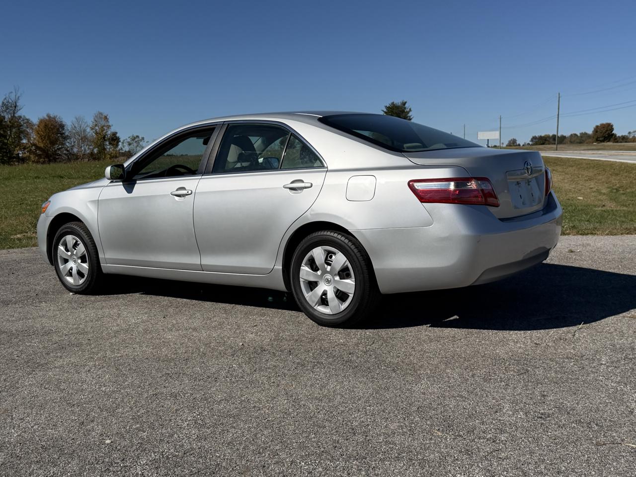 Toyota Camry 4dr Sdn I4 Man LE (Natl) 2008