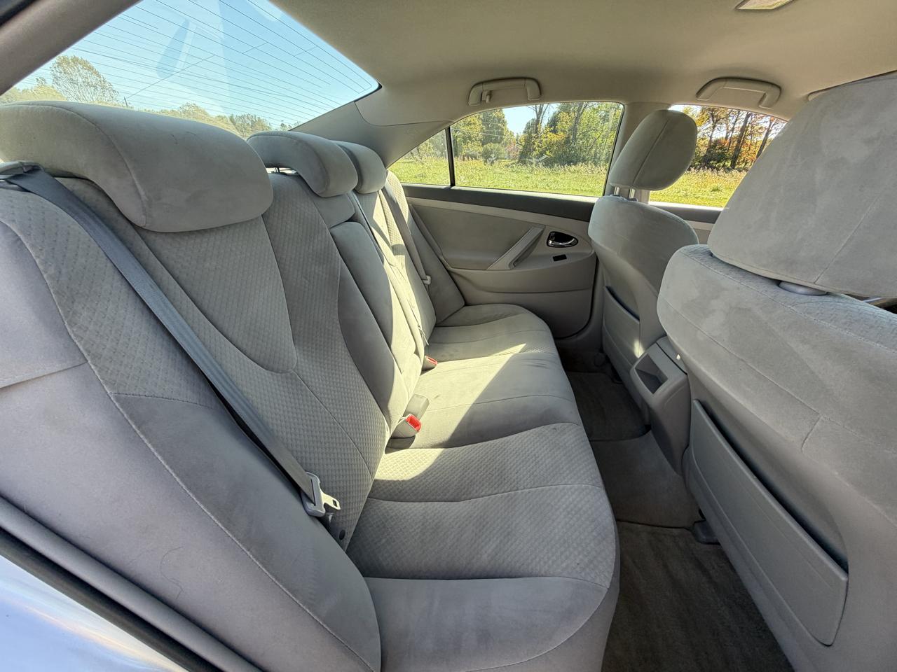 Toyota Camry 4dr Sdn I4 Man LE (Natl) 2008