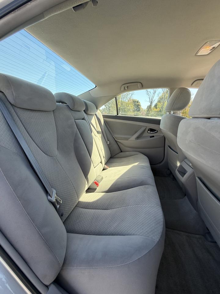 Toyota Camry 4dr Sdn I4 Man LE (Natl) 2008