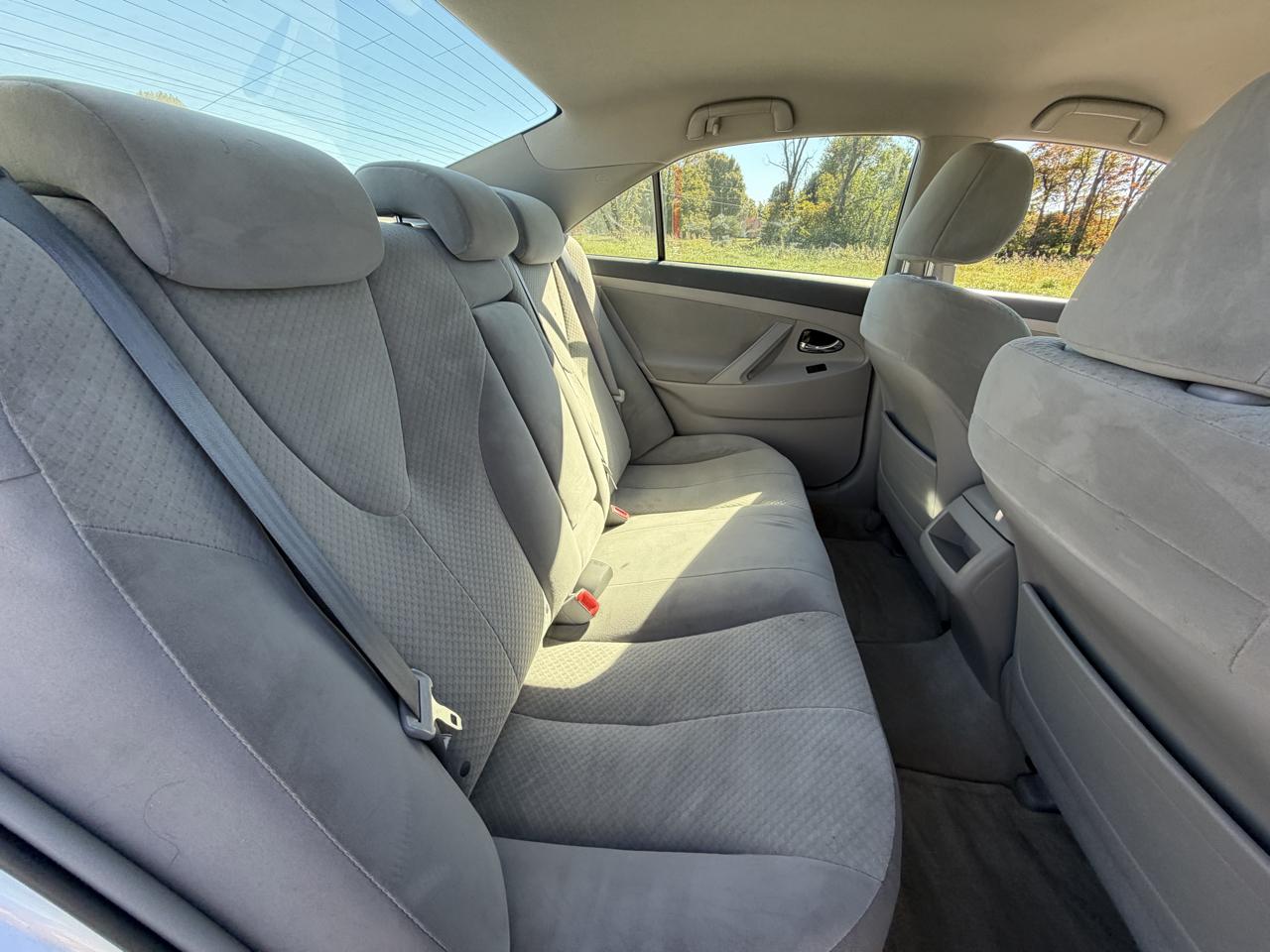 Toyota Camry 4dr Sdn I4 Man LE (Natl) 2008
