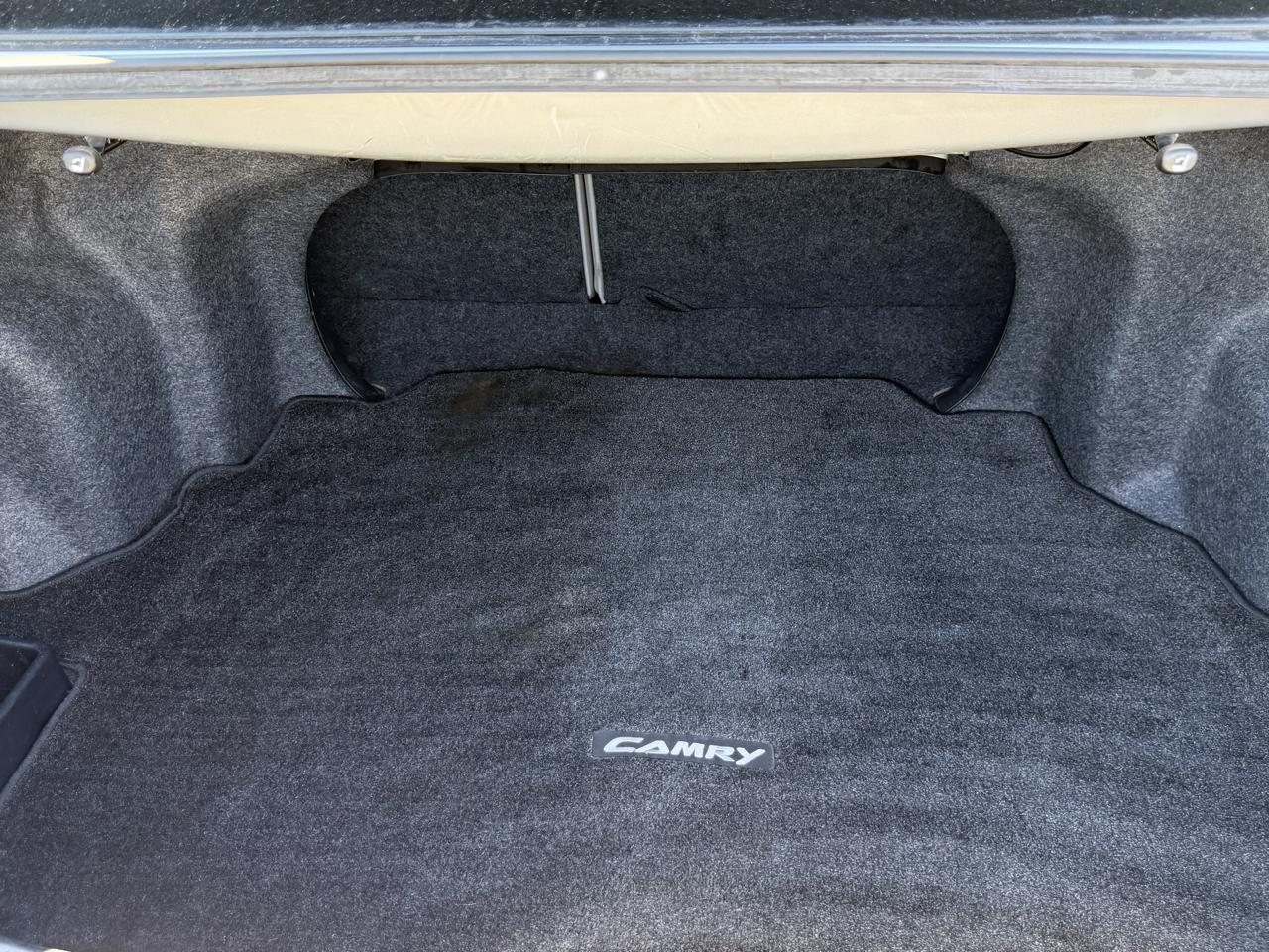Toyota Camry 4dr Sdn I4 Man LE (Natl) 2008
