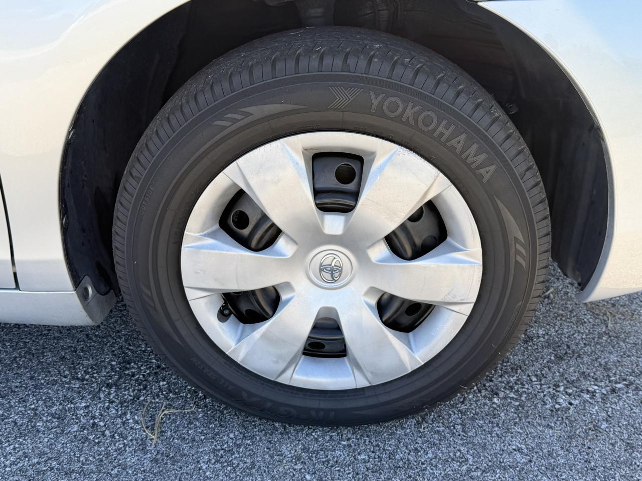 Toyota Camry 4dr Sdn I4 Man LE (Natl) 2008