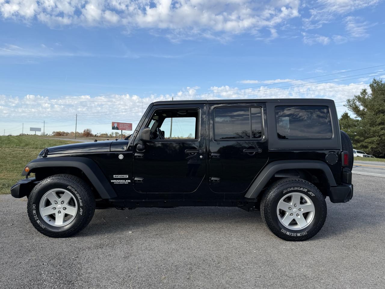 Jeep Wrangler Unlimited 4WD 4dr Sport 2013