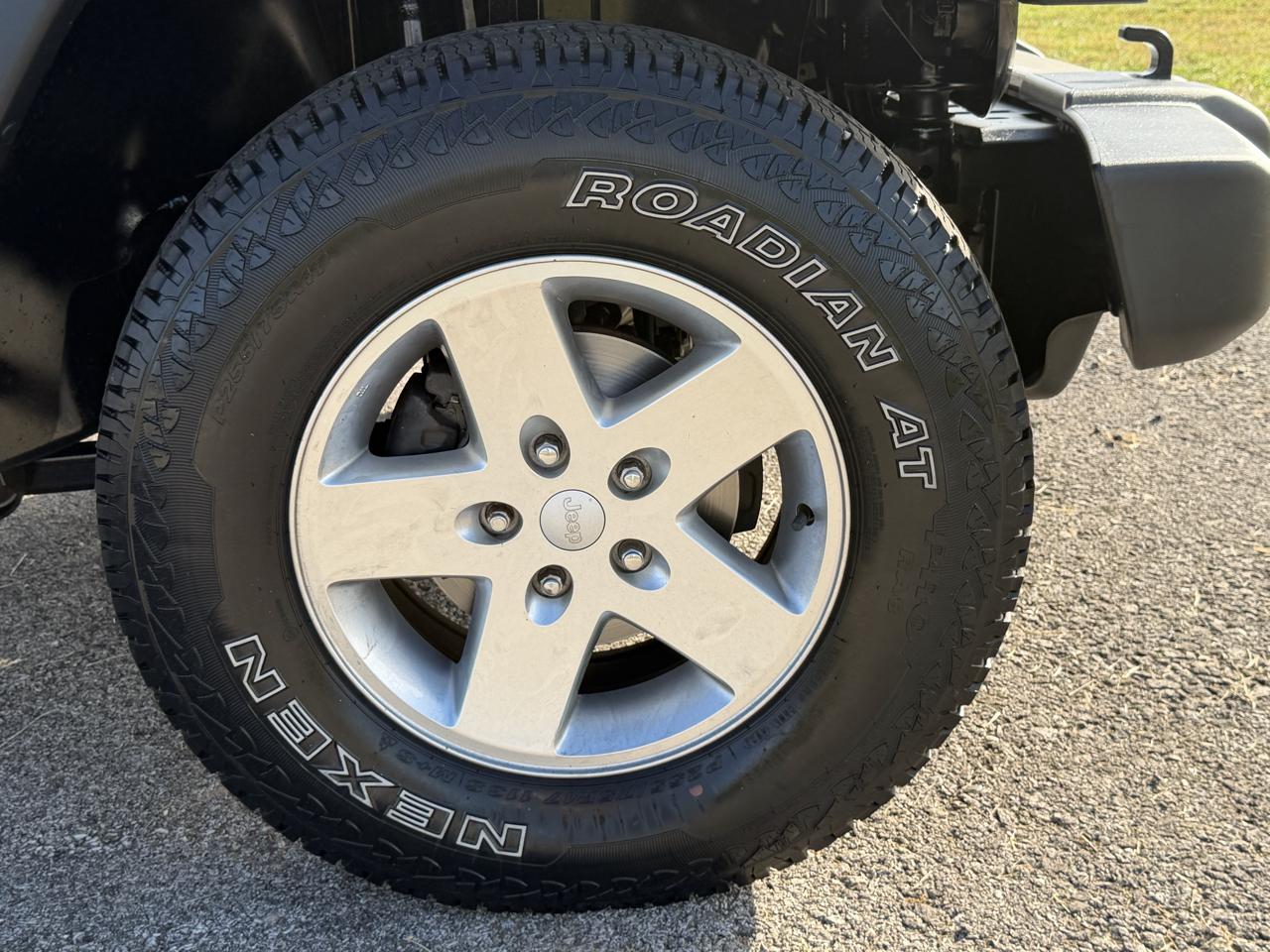 Jeep Wrangler Unlimited 4WD 4dr Sport 2013