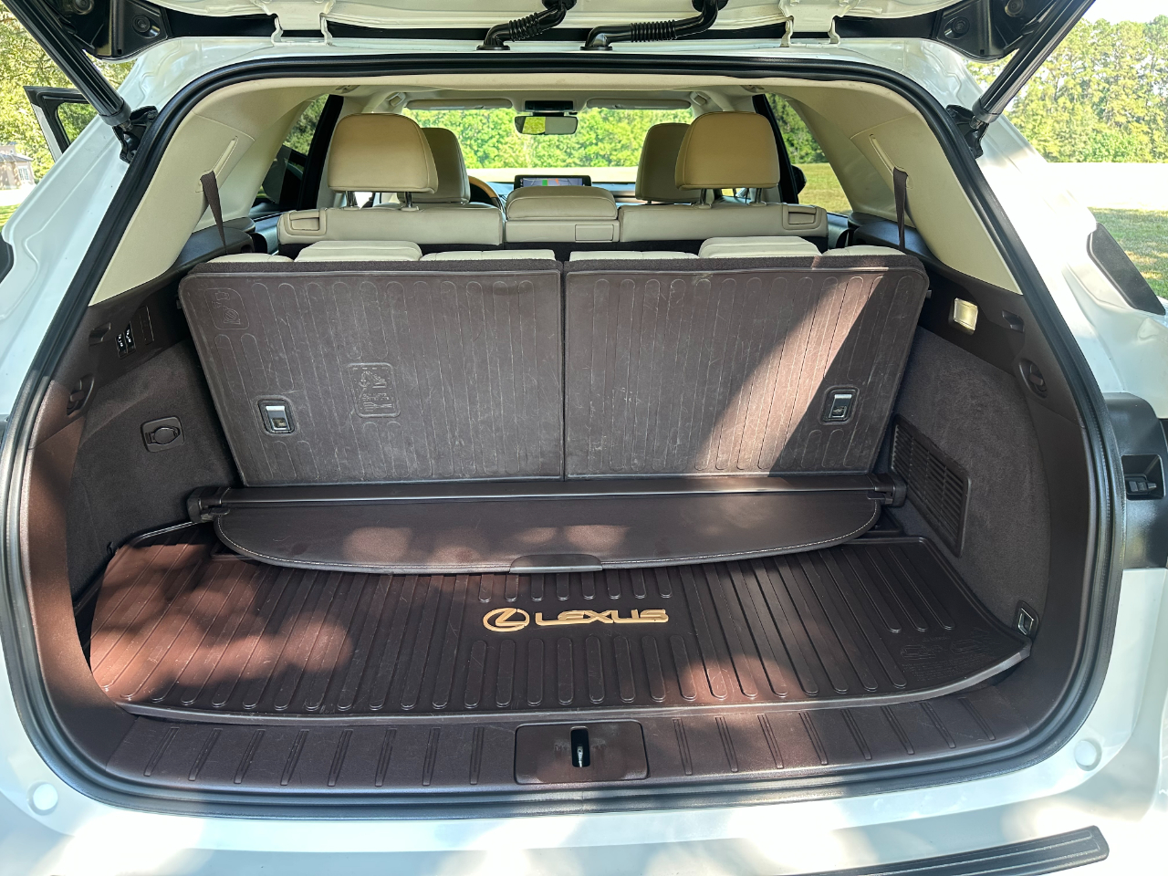 2020 Lexus RX 350L Premium photo 28