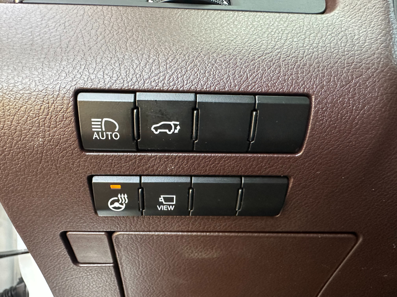 2020 Lexus RX 350L Premium photo 32