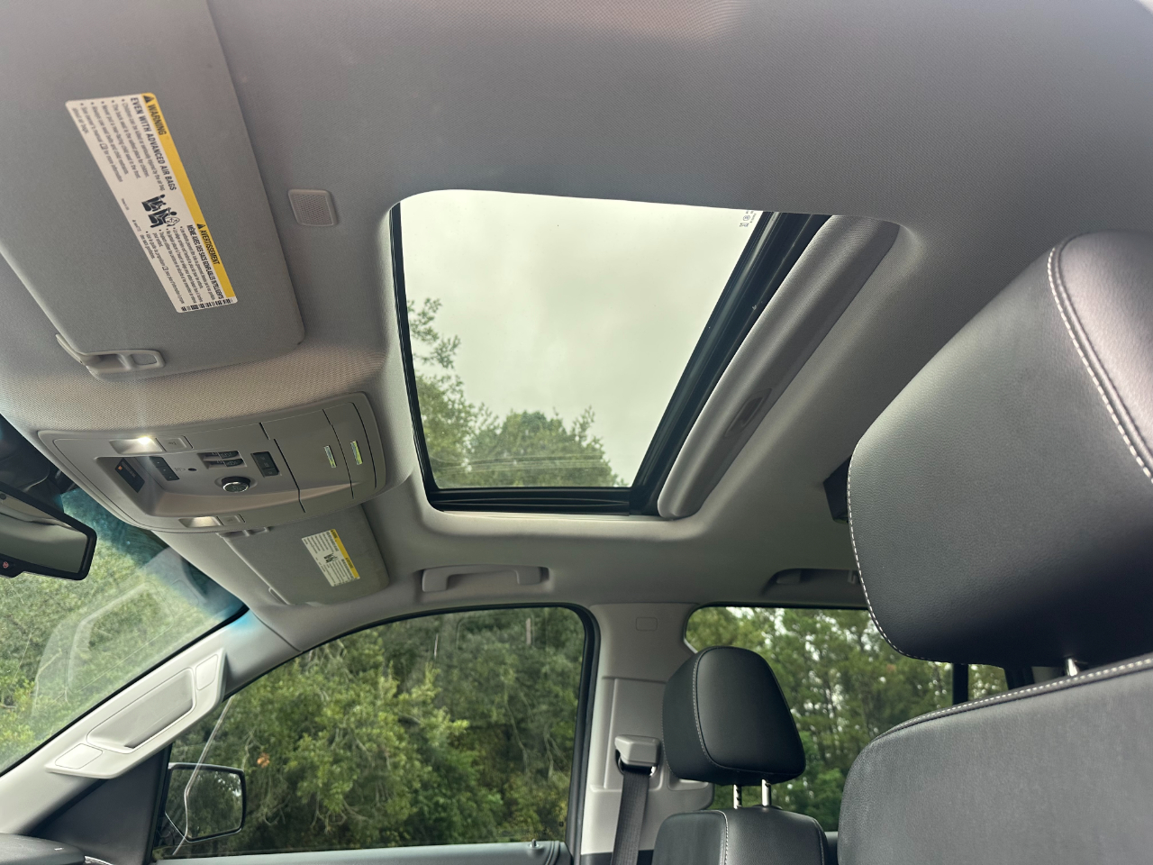2019 Chevrolet Tahoe LT photo 16