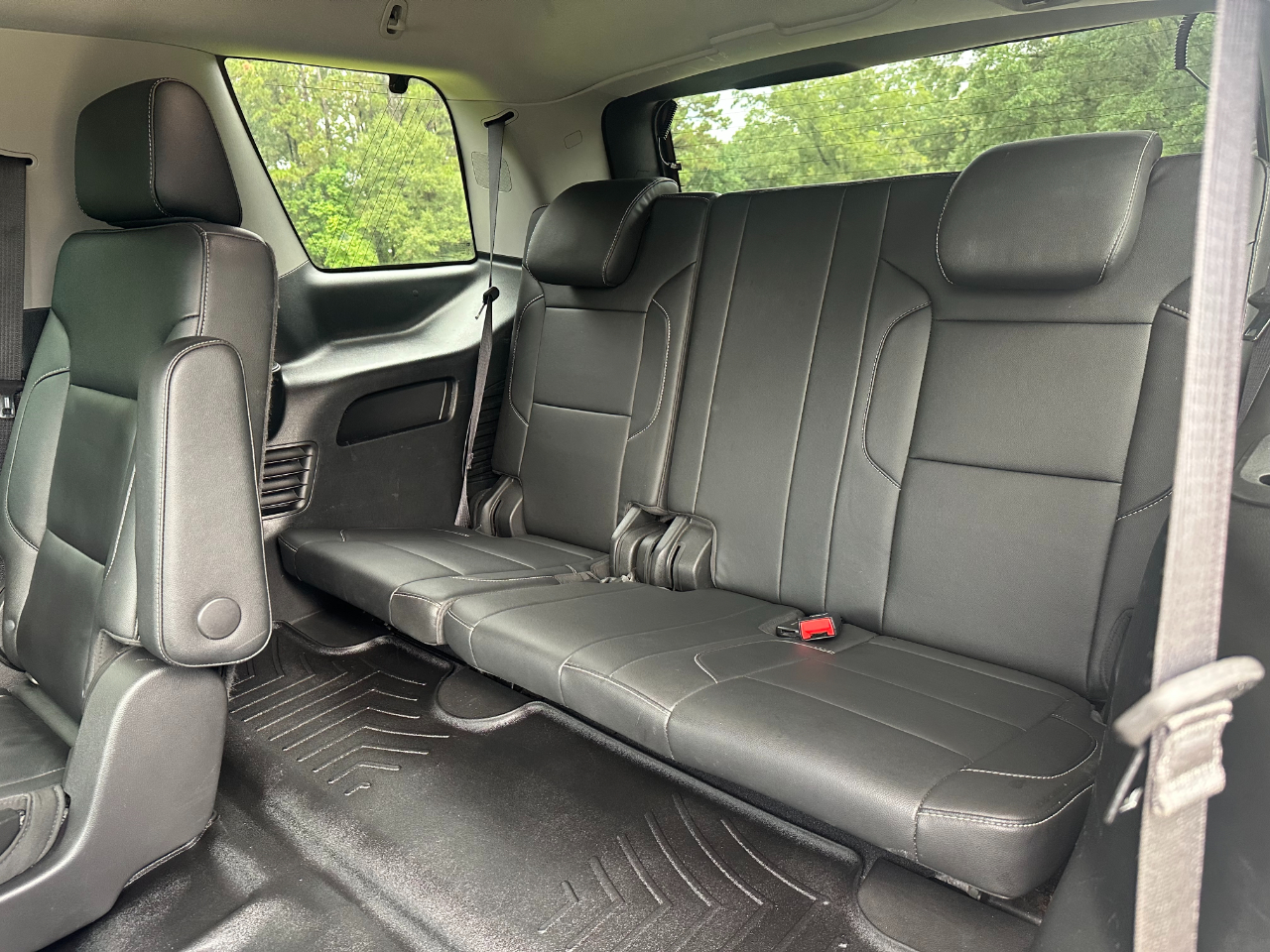 2019 Chevrolet Tahoe LT photo 22