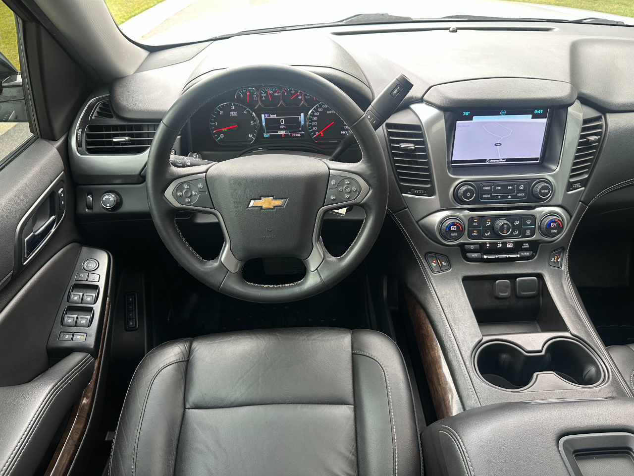 2019 Chevrolet Tahoe LT photo 34