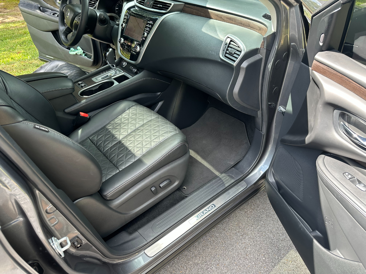 2020 Nissan Murano Platinum photo 24