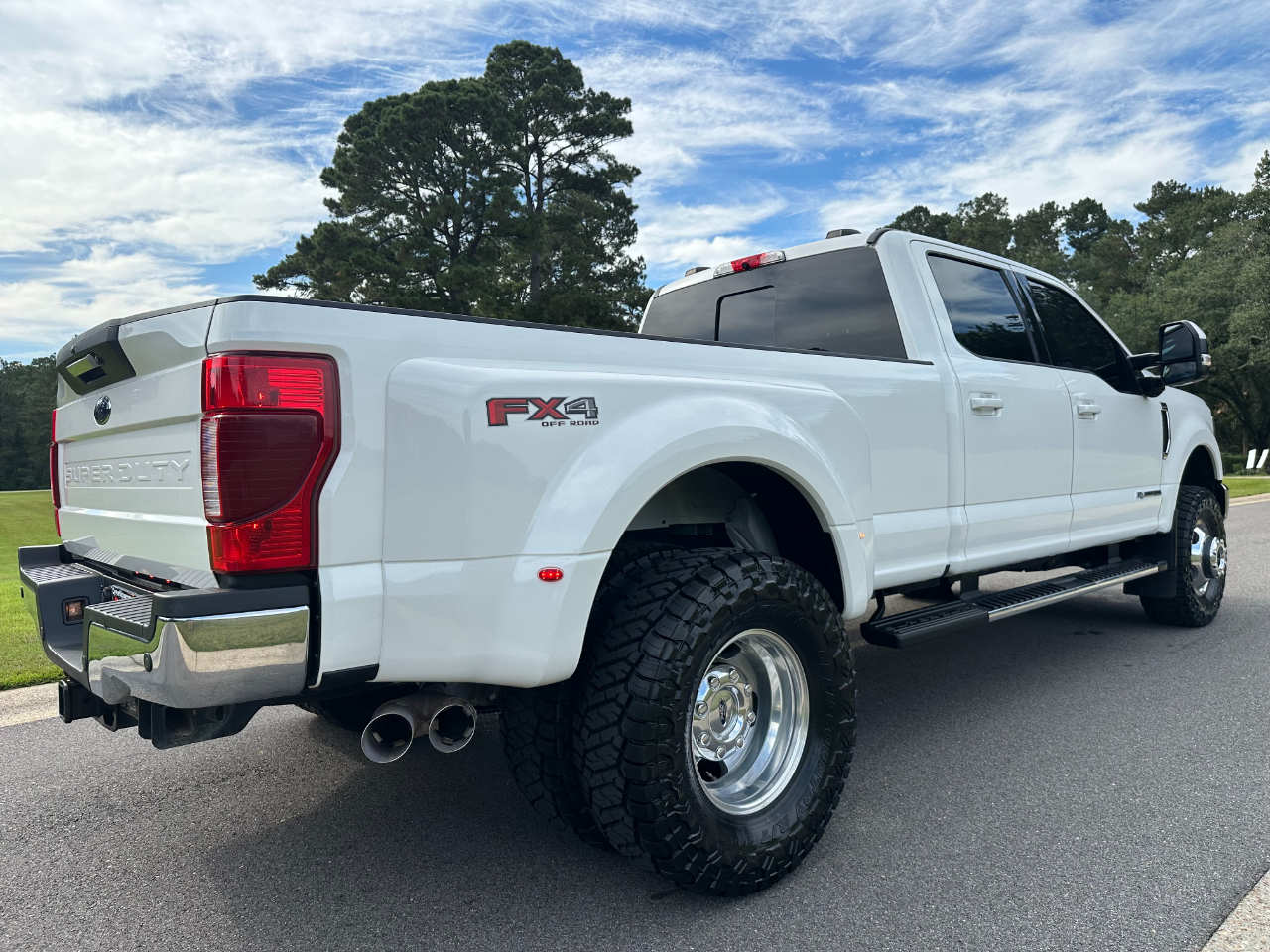 2021 Ford F-350 Lariat photo 5