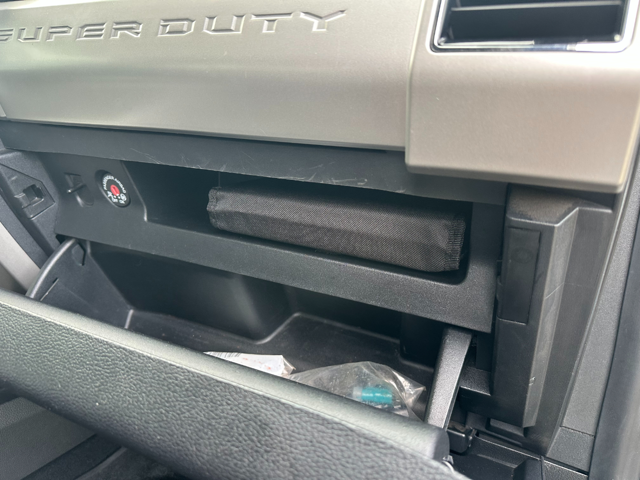 2021 Ford F-350 Lariat photo 26