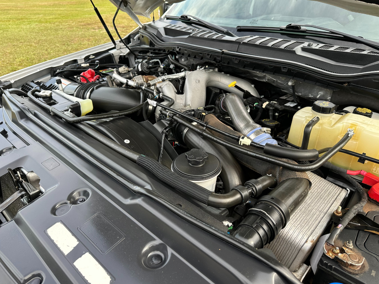 2021 Ford F-350 Lariat photo 51