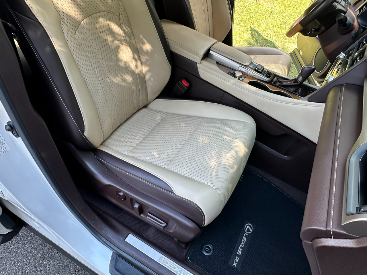 2019 Lexus RX 350 Premium photo 25