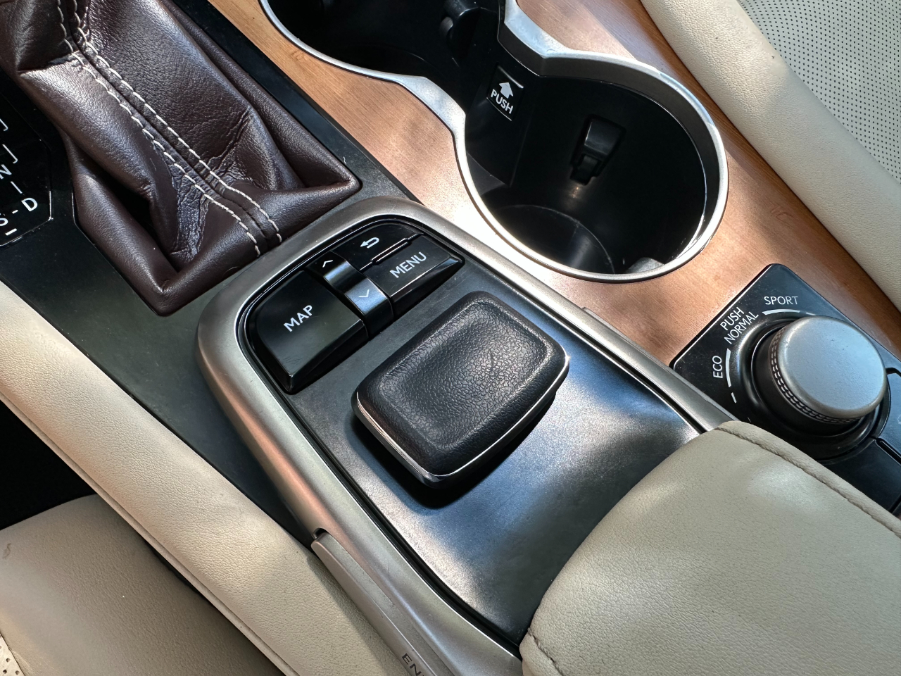 2019 Lexus RX 350 Premium photo 42