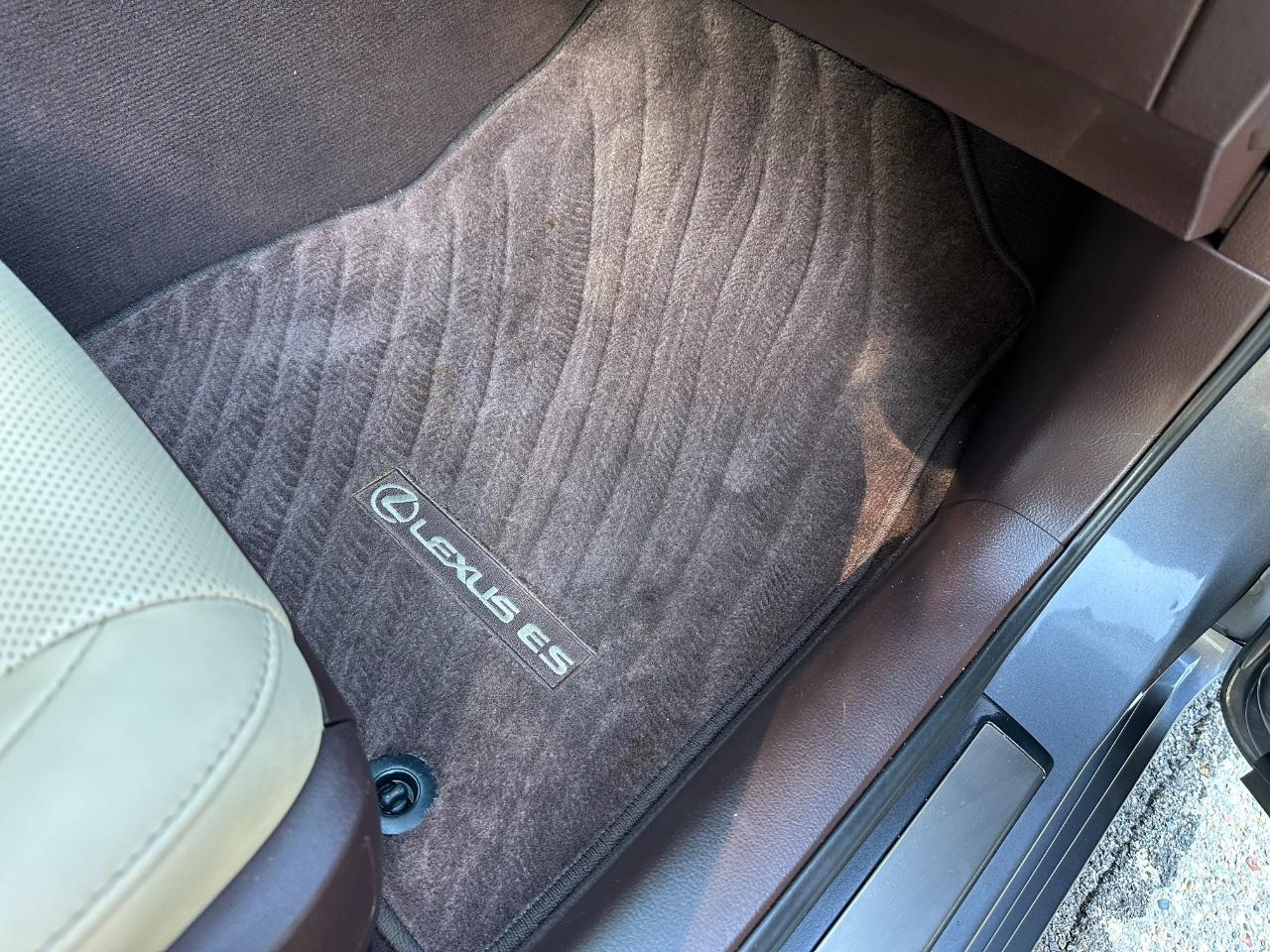 2017 Lexus ES 350 Premium photo 27