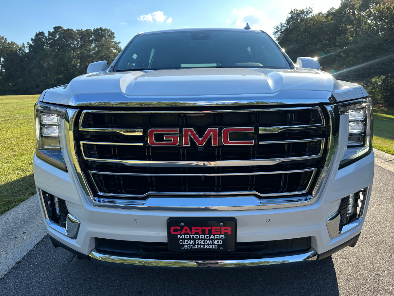 2024 Gmc Yukon XL SLT photo 2