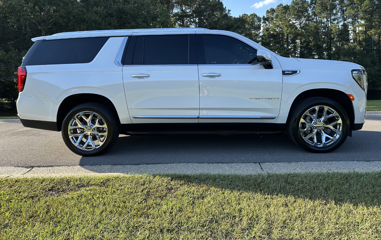 2024 Gmc Yukon XL SLT photo 4