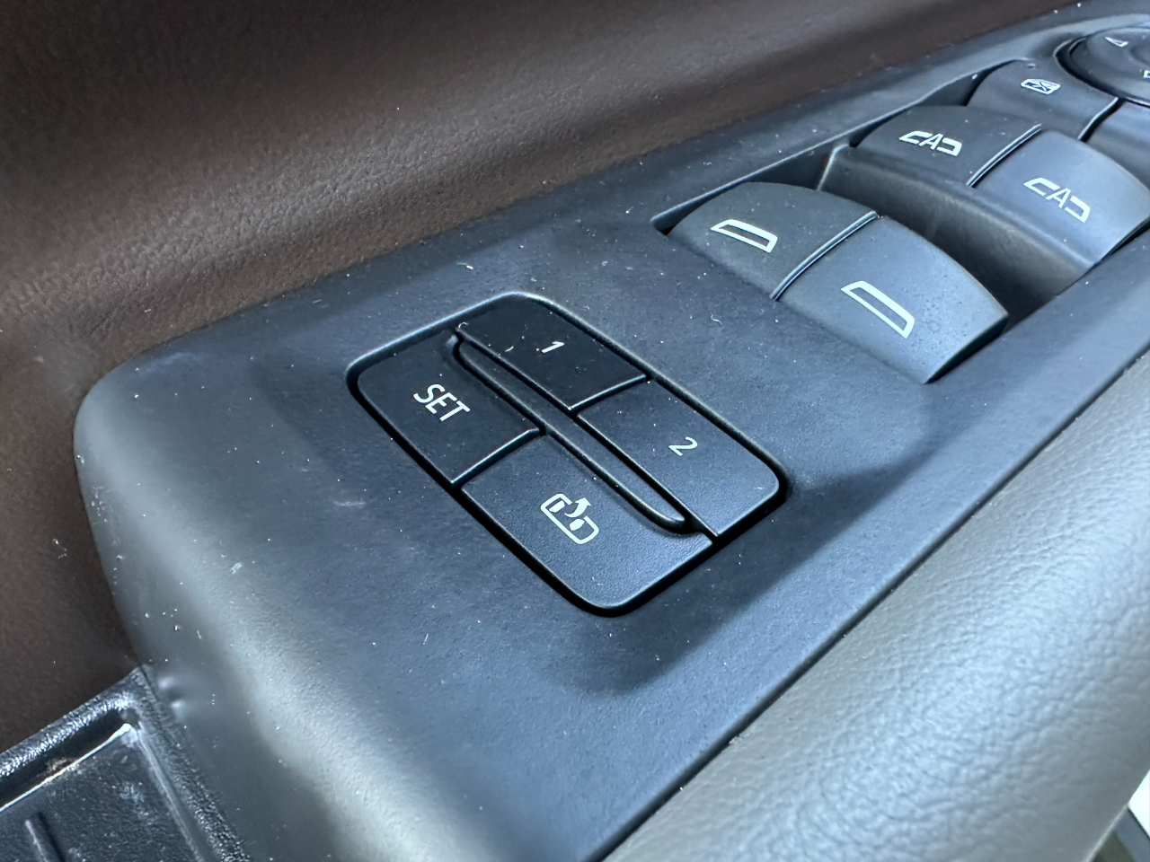 2024 Gmc Yukon XL SLT photo 10