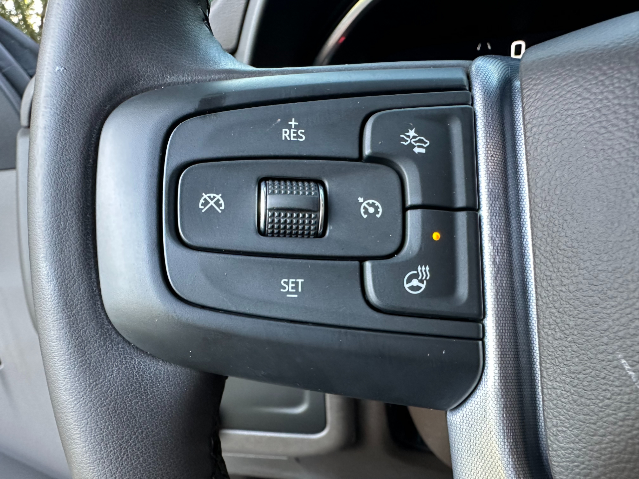 2024 Gmc Yukon XL SLT photo 41