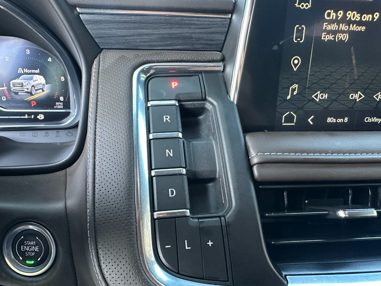 2024 Gmc Yukon XL SLT photo 44