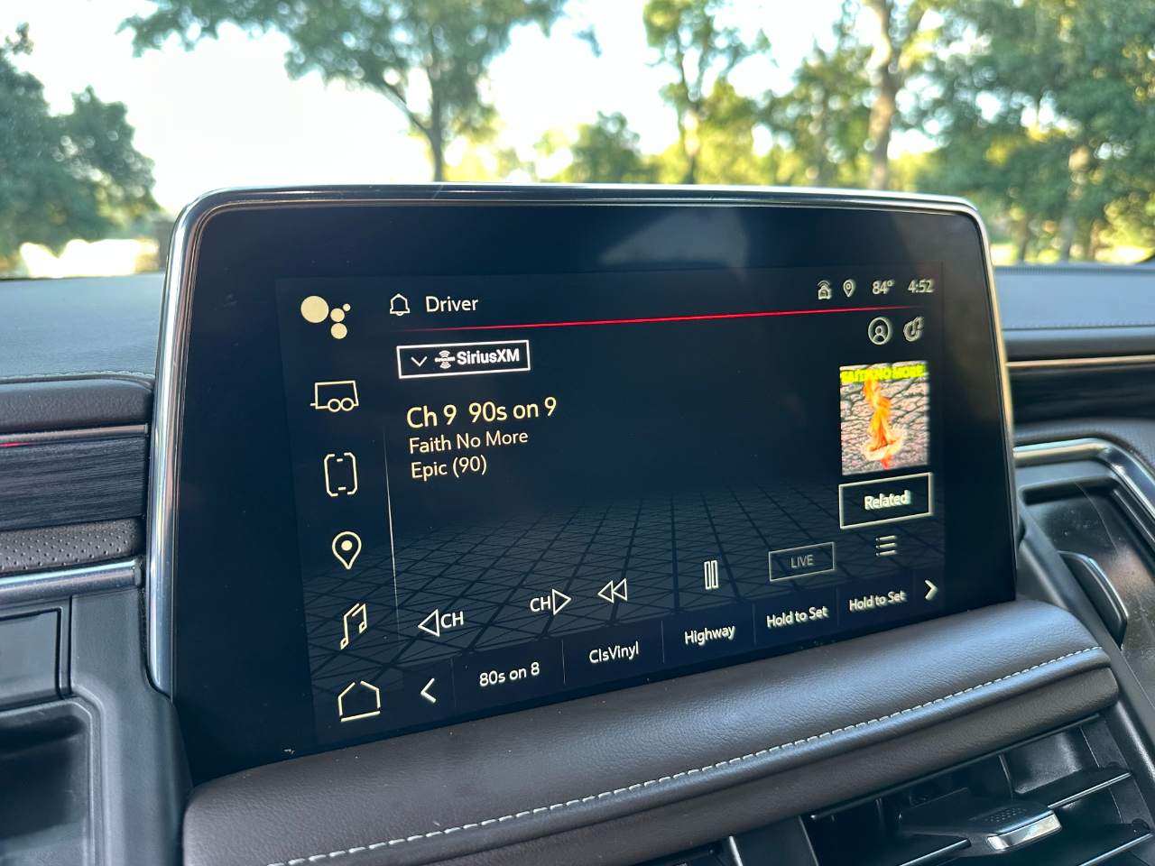 2024 Gmc Yukon XL SLT photo 45