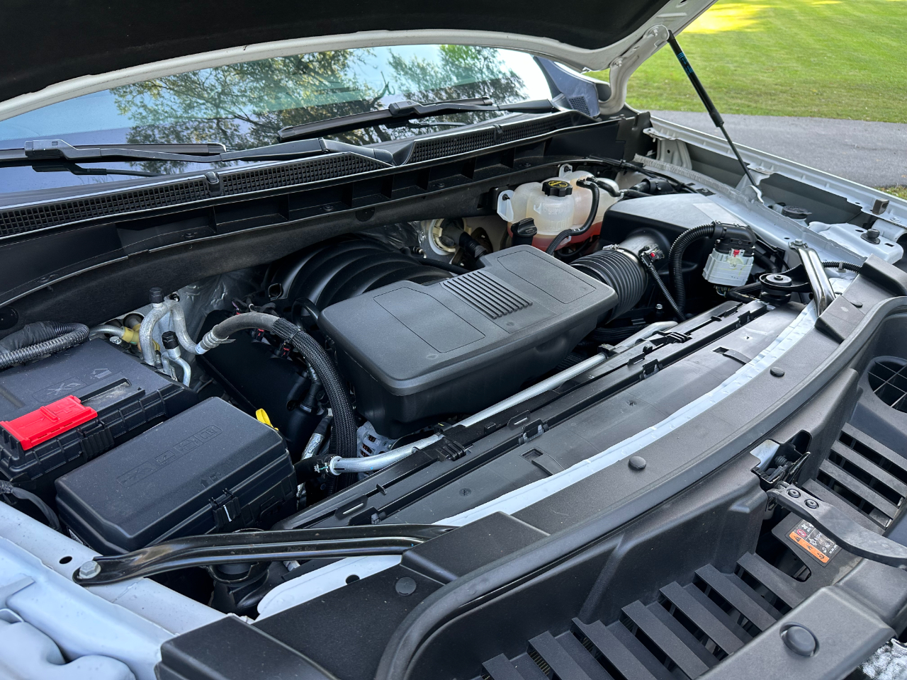 2024 Gmc Yukon XL SLT photo 52