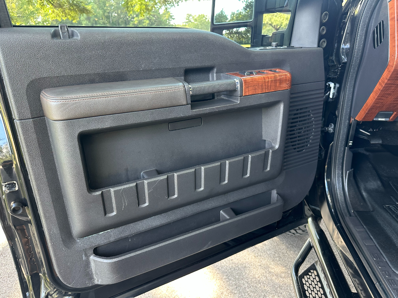 Ford Super Duty F-250 SRW 4WD Crew Cab 156" King Ranch 2015 Ford Super Duty F-250 SRW 4WD Crew Cab 156" King Ranch 2015