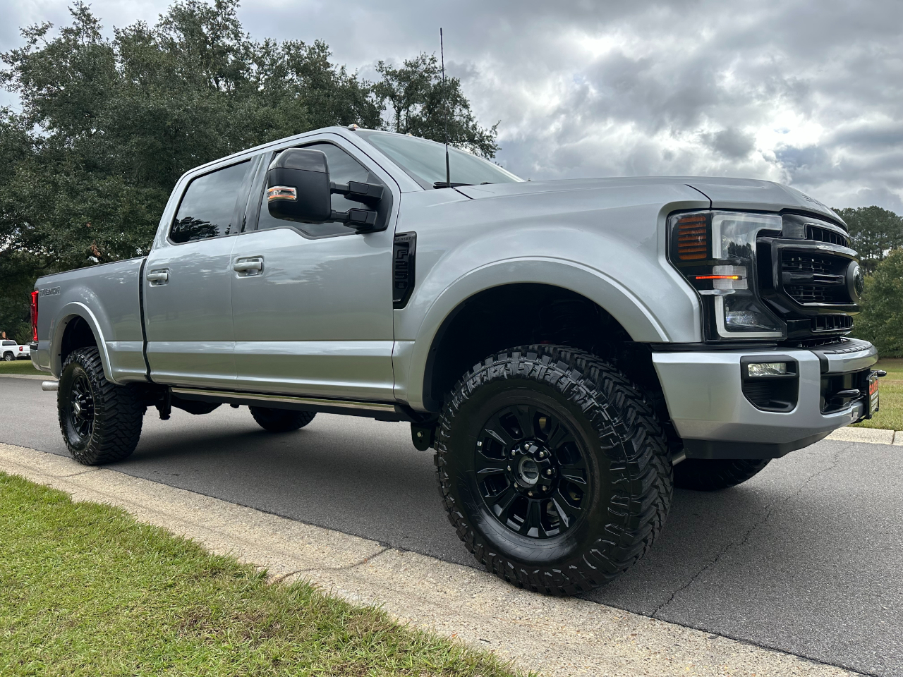 Ford Super Duty F-250 SRW Lariat 4WD Crew Cab 6.75' Box 2022 Ford Super Duty F-250 SRW Lariat 4WD Crew Cab 6.75' Box 2022