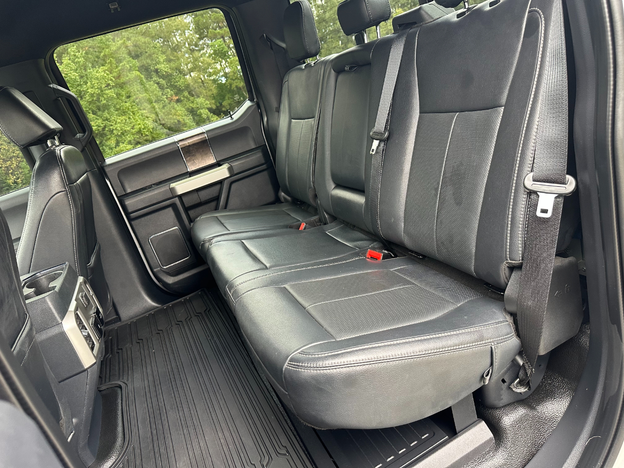 Ford Super Duty F-250 SRW Lariat 4WD Crew Cab 6.75' Box 2022 Ford Super Duty F-250 SRW Lariat 4WD Crew Cab 6.75' Box 2022