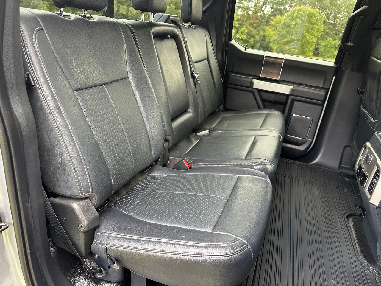 Ford Super Duty F-250 SRW Lariat 4WD Crew Cab 6.75' Box 2022 Ford Super Duty F-250 SRW Lariat 4WD Crew Cab 6.75' Box 2022