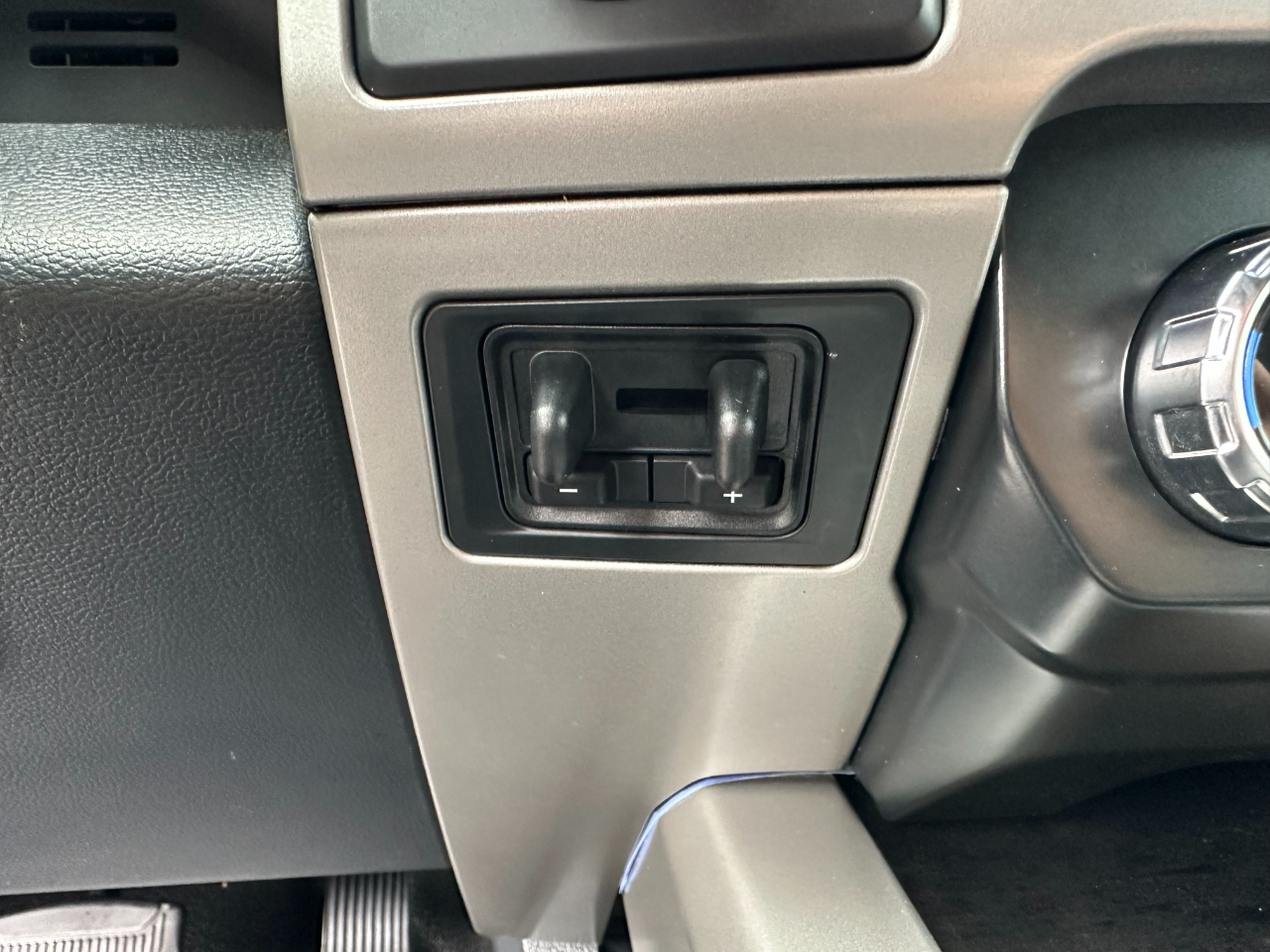 Ford Super Duty F-250 SRW Lariat 4WD Crew Cab 6.75' Box 2022 Ford Super Duty F-250 SRW Lariat 4WD Crew Cab 6.75' Box 2022